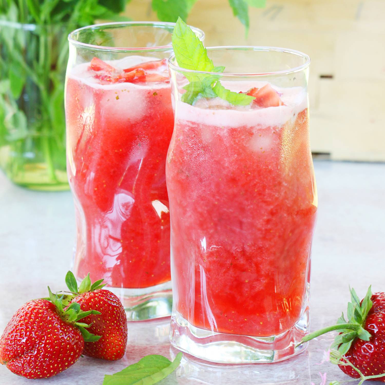 Lemoniada truskawkowa