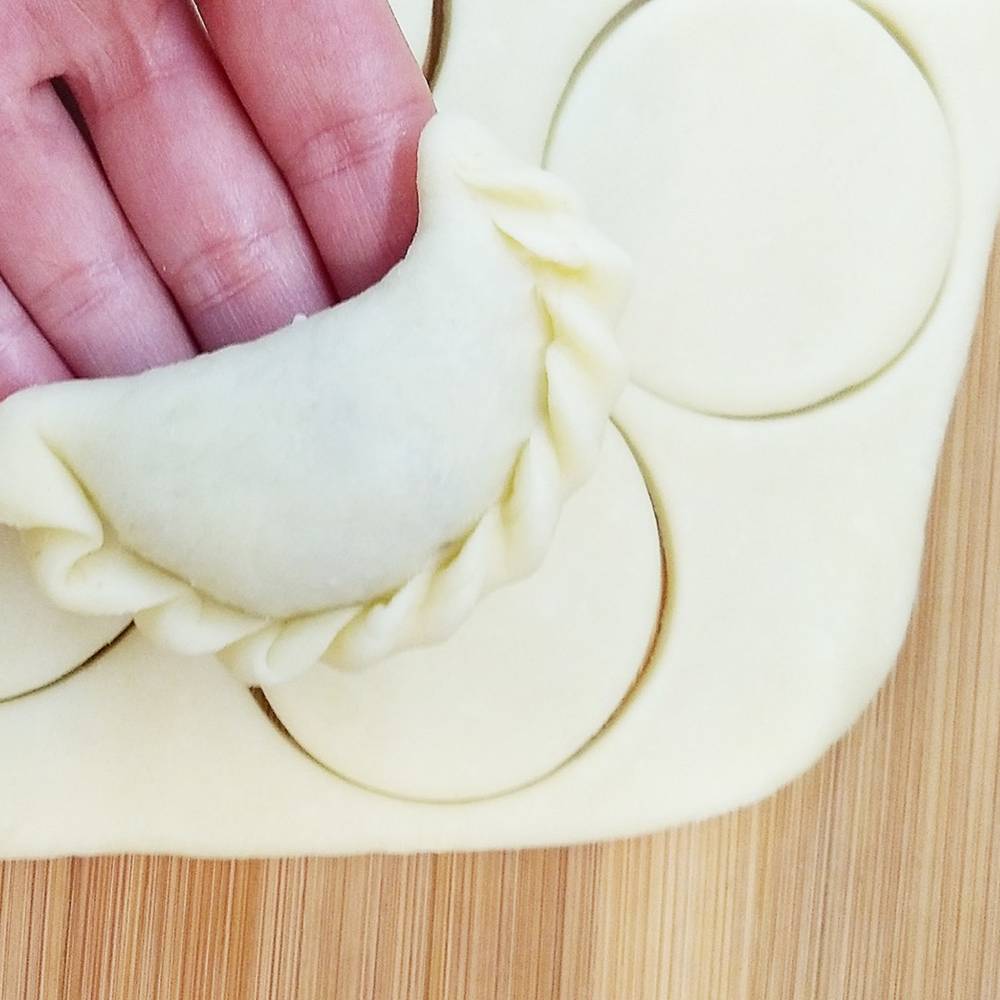 Ciasto na pierogi z masłem