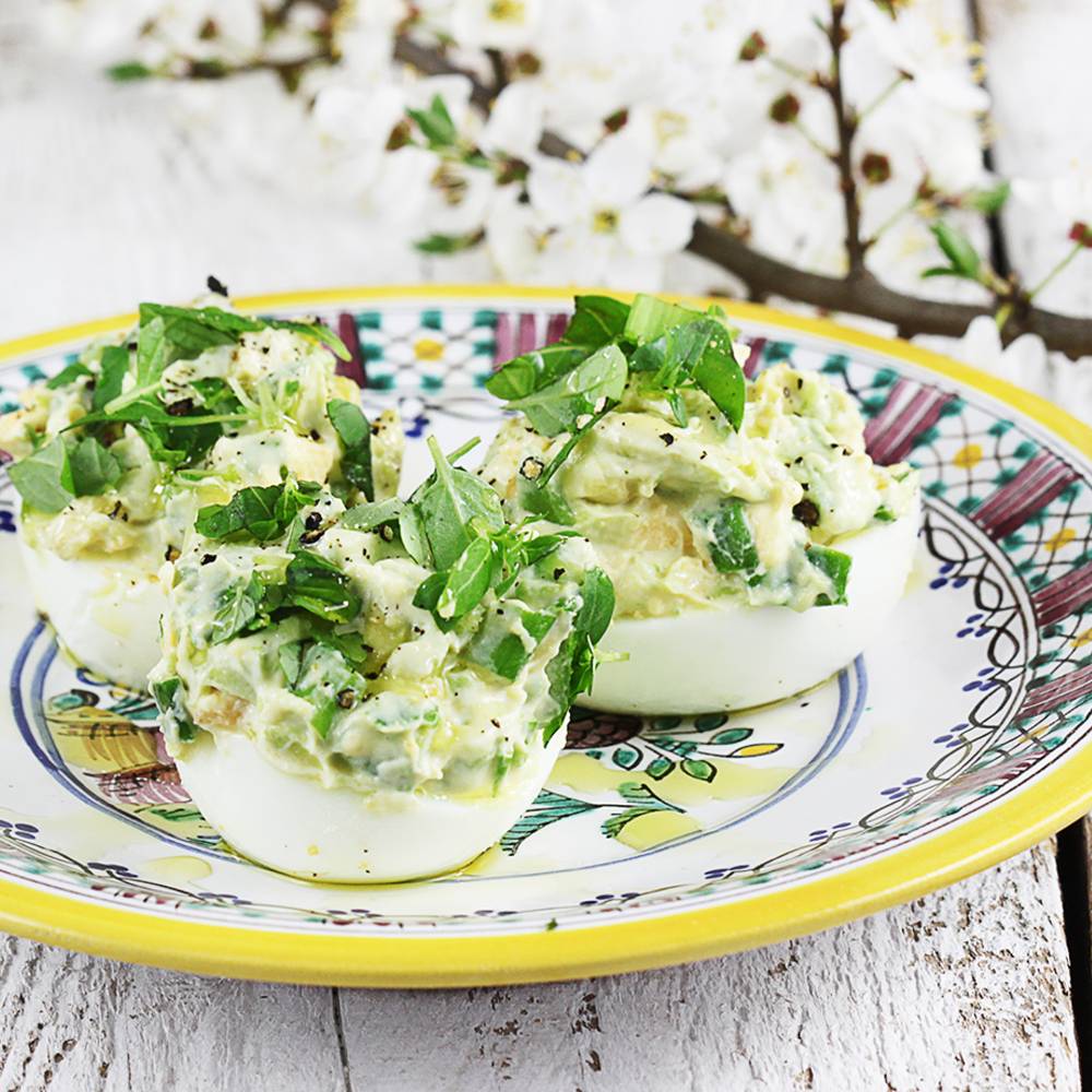 Jaja faszerowane awokado