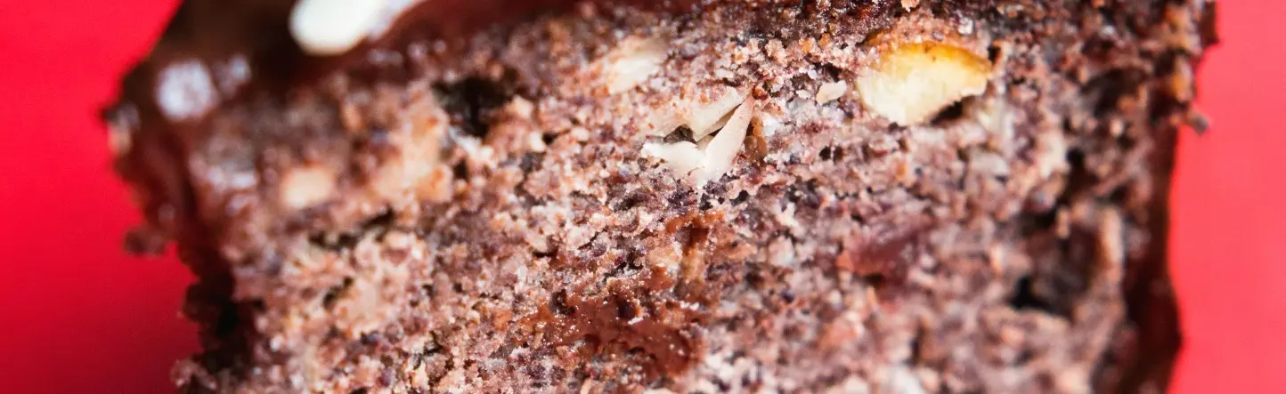 Wegański makowiec japoński z jabłkami