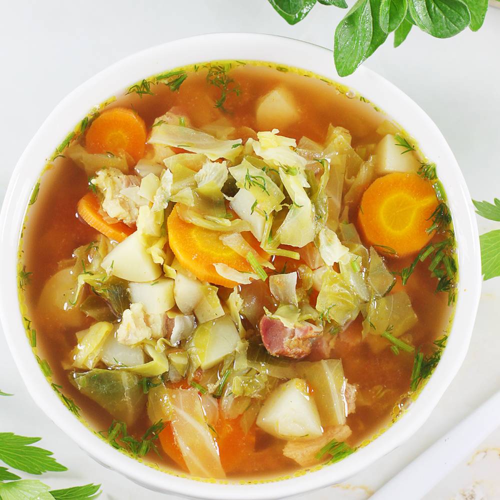 Kapuśniak z młodej kapusty